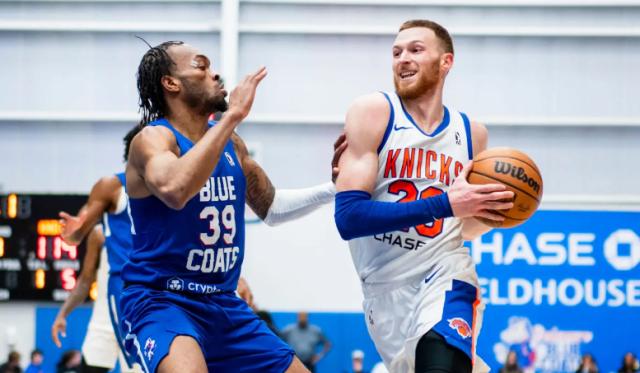 在线投注买球-湖人紧急行动!签下单场轰22+33悍将 两人被裁腾位