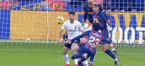 1678034291422061877.gif 大手(1).gif